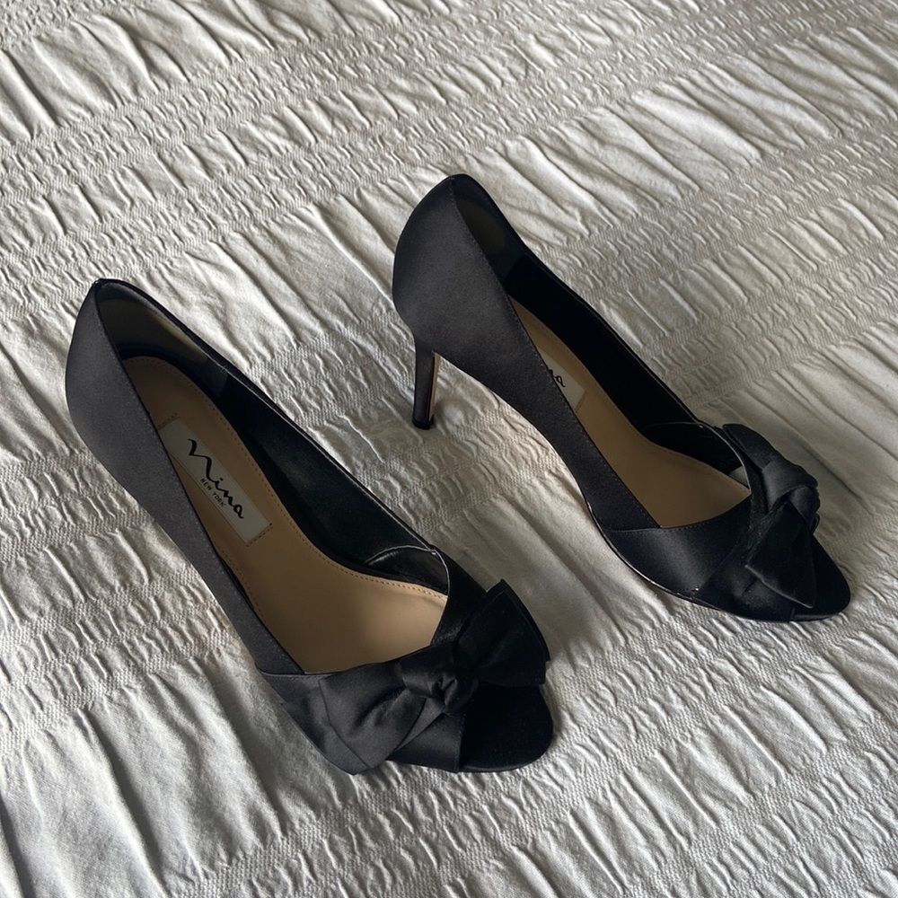 Dress shoes.